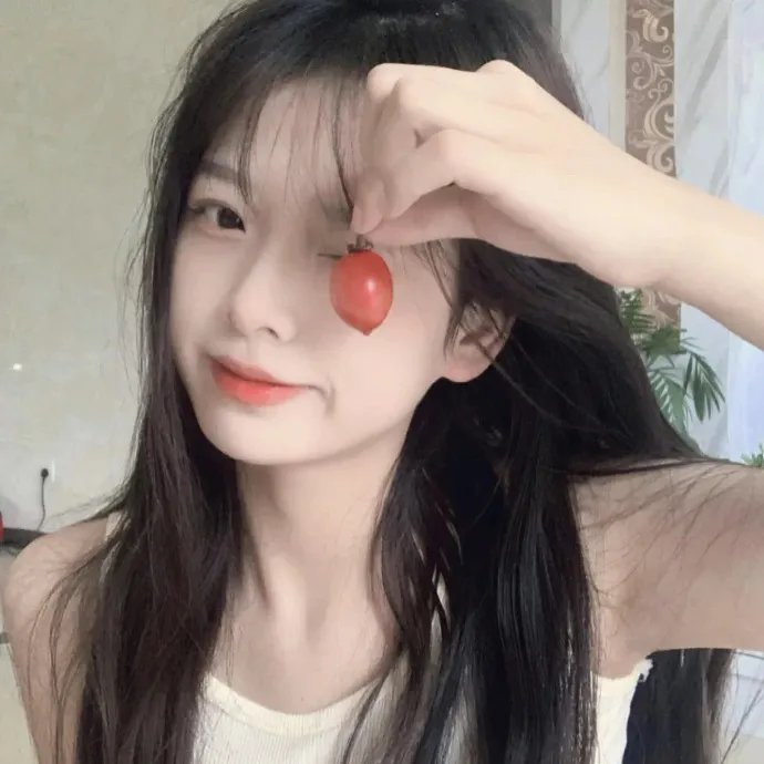 鱼跃在花见